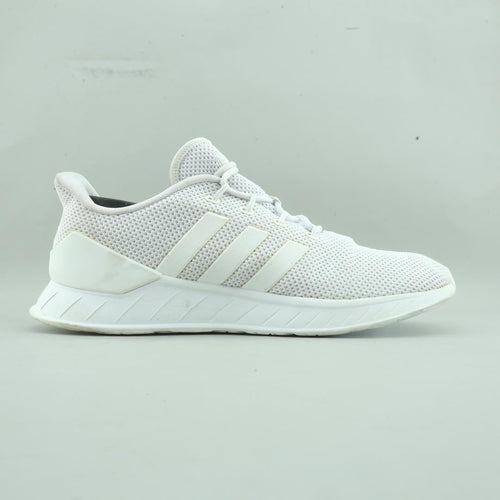ADIDAS  QUESTAR FLOW NXT