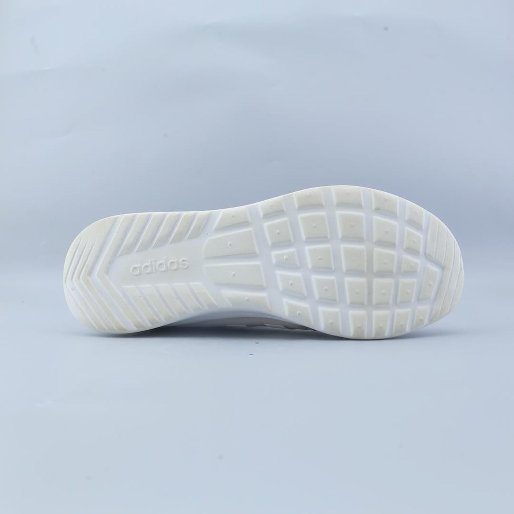 ADIDAS  QT RACER