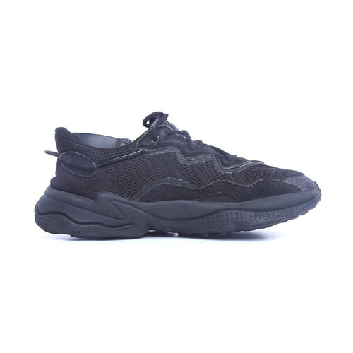 ADIDAS  OZWEEGO