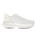 Pace Sneakers