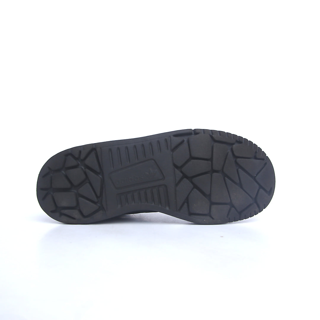 ADIDAS  DROP STEP