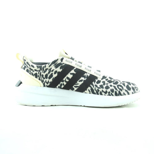 ADIDAS  RACER TR21