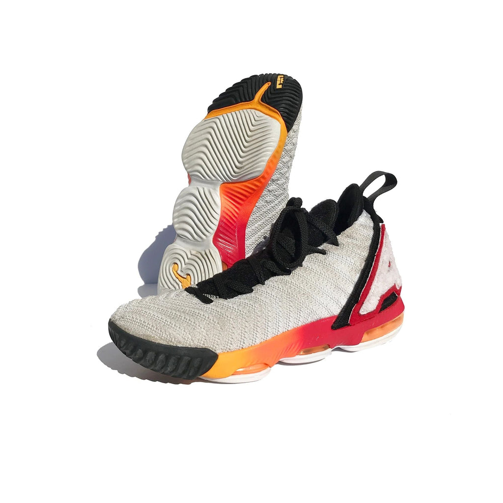 1/1 Nike Air Max/Zoom LeBron 16 w/ Custom Oversized Patches