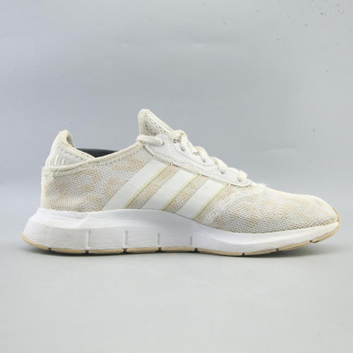 ADIDAS  SWIFT RUN X