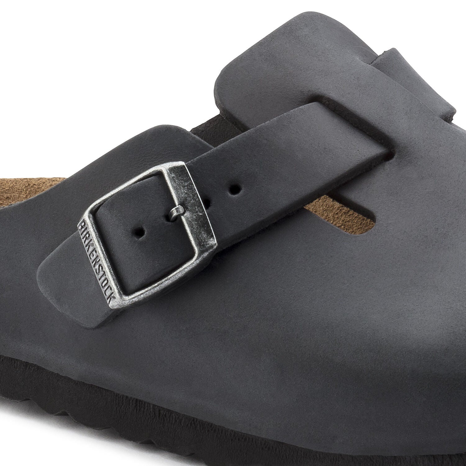 Boston Oiled Leather in Black