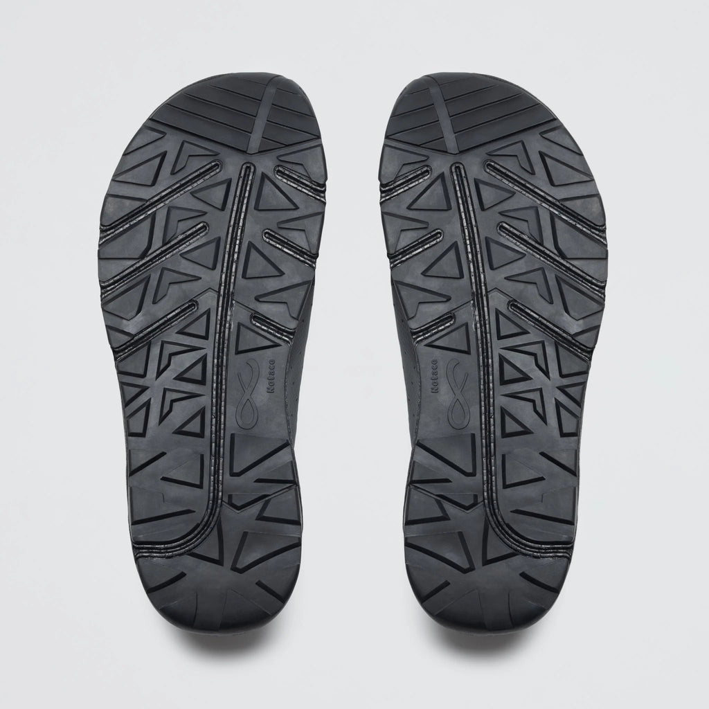 Women's Yama T1 in Triple Black