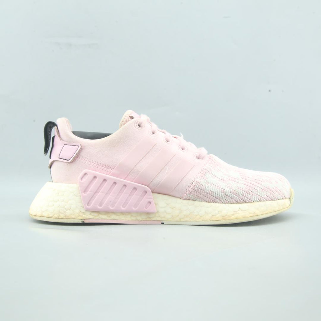 ADIDAS  NMD R2